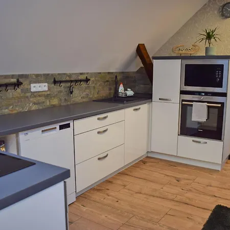 Pod Prasivou Apartment
