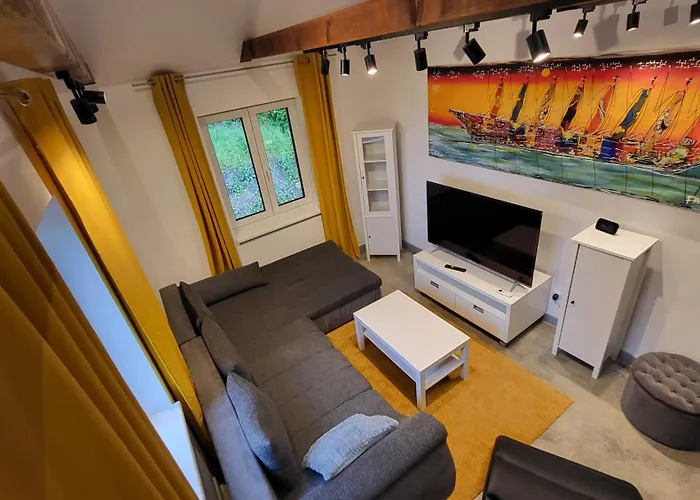 Pod Prasivou Apartment