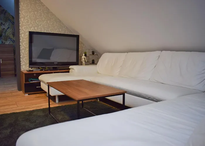 Pod Prasivou Apartment